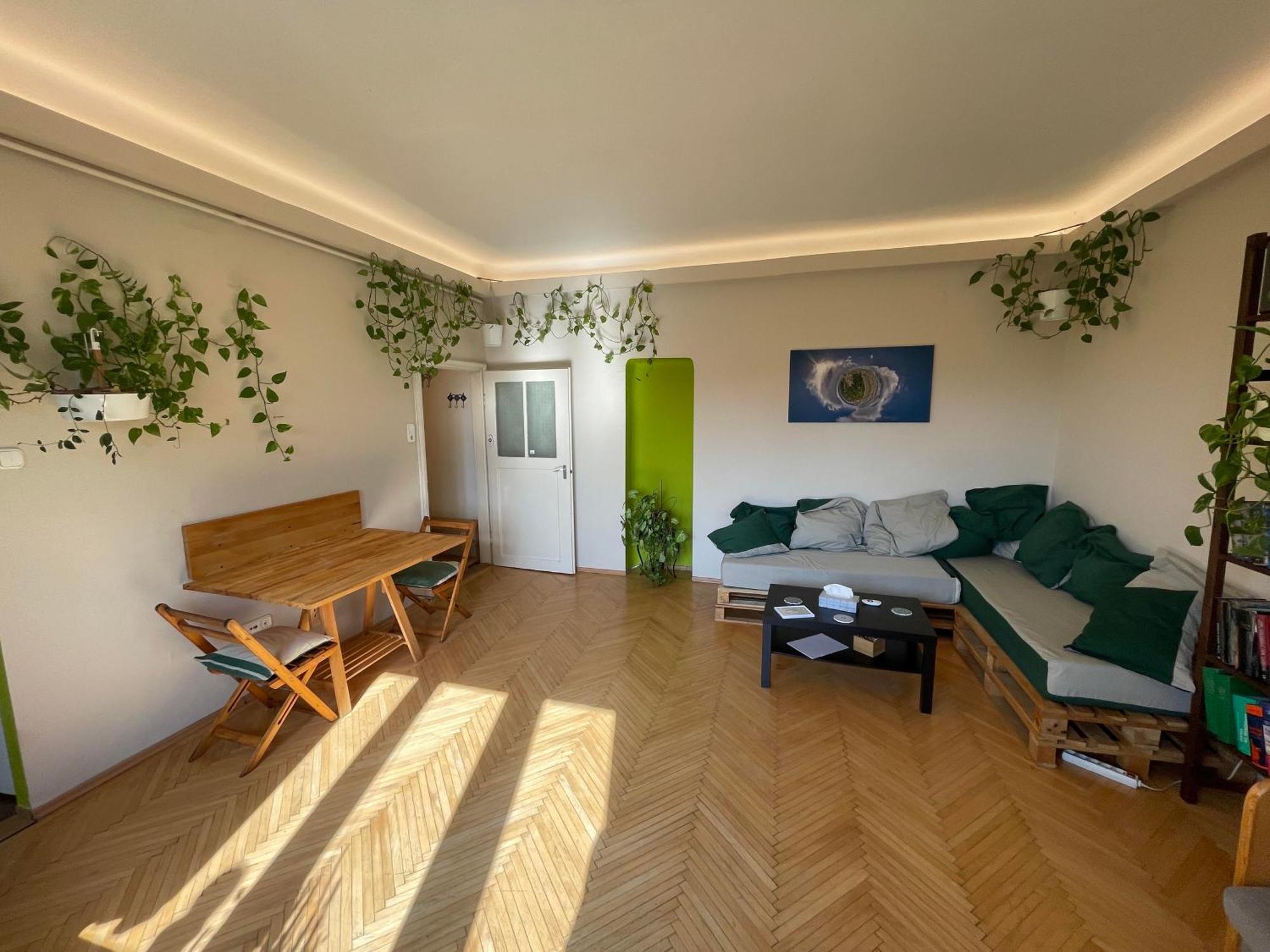 Green Leaves Apartman * Budapest